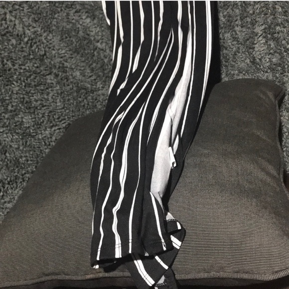 SUMMER DRESS 🌞 Dynamite/Garage - ReVamped - Picture 5 of 5